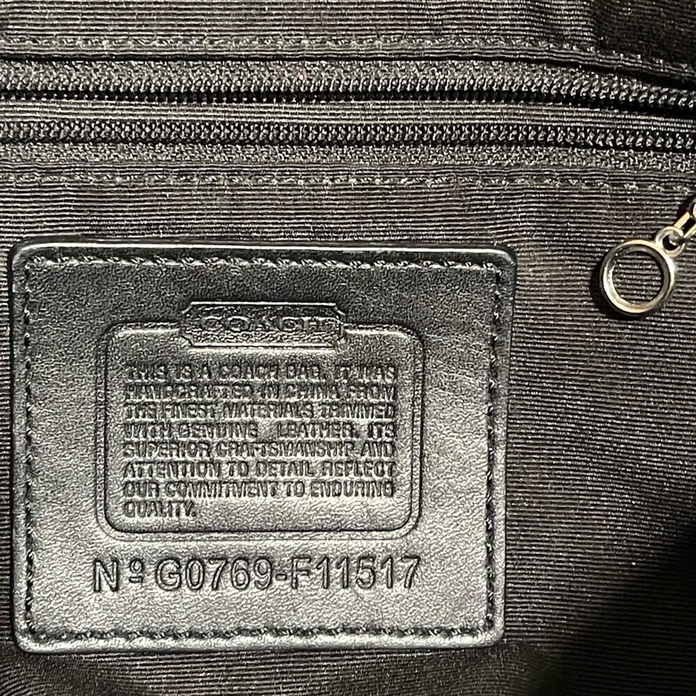 Coach Vintage Soho Black Signature small c Canvas & Patchwork Shoulder Bag Y2K - Picture 13 of 13